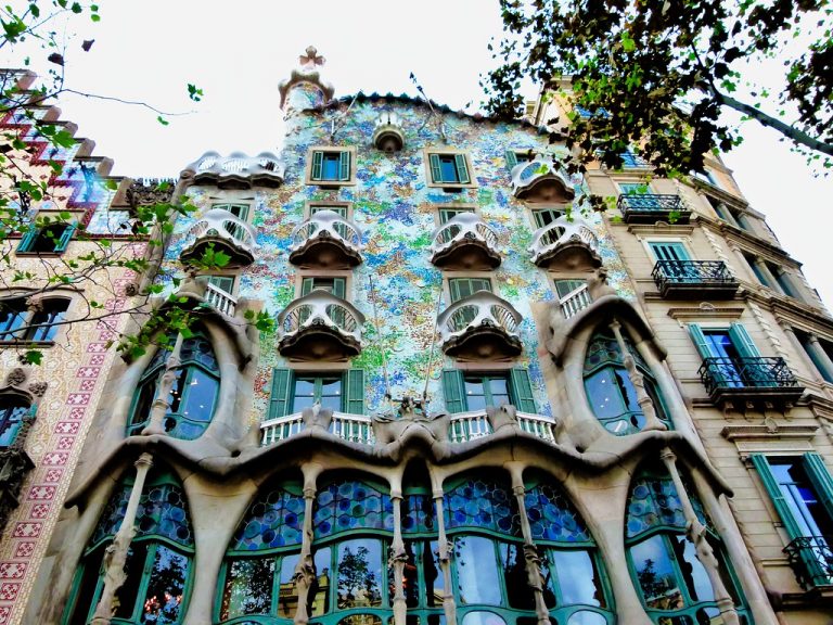 Kennen Sie diese historischen Gebäude in Barcelona? - hcc hotels